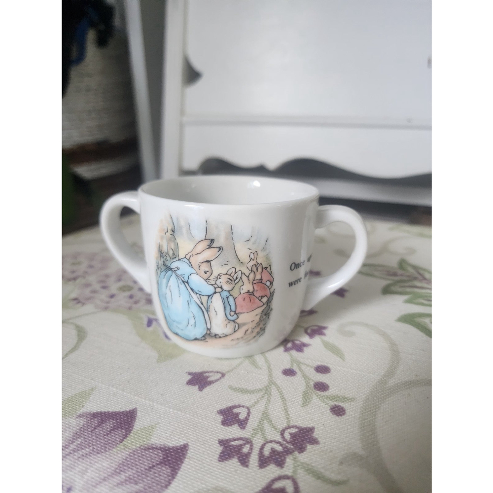 Peter Rabbit wedgewood children's cup - Picture 4 of 8